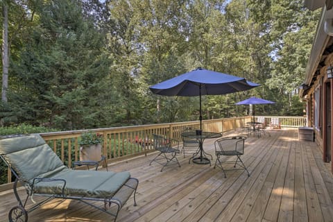 Serene Mableton Cabin - 13 Mi to Downtown Atlanta! Cabin in Mableton