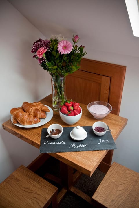 Lugonia Bed and Breakfast in Pitlochry
