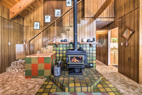 Near Hiking and Skiing Bear Valley Cabin! Cabin in Bear Valley