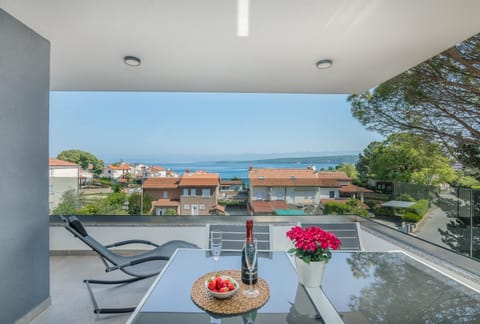 View (from property/room), Balcony/Terrace, Sea view