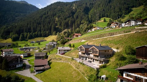 Property building, Neighbourhood, Natural landscape, Mountain view