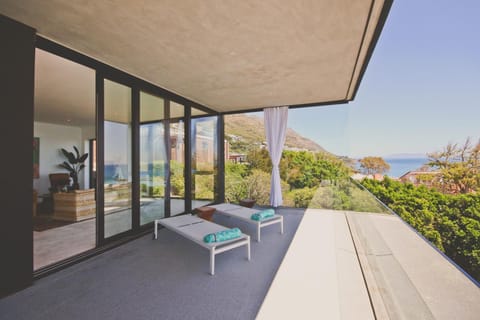 Redrock Ocean View Villa Bed and Breakfast in Cape Town