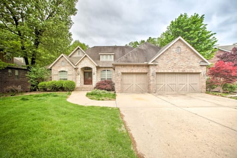 Bentonville Home with Pool Table, 2 Mi to Downtown! House in Rogers