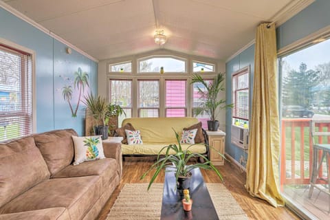 Middle Bass Resort Villa with Grill and Deck! Villa in Middle Bass