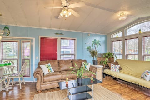 Middle Bass Resort Villa with Grill and Deck! Villa in Middle Bass