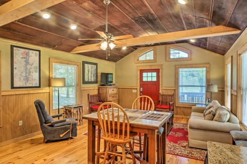 Guntersville Lake Cabin with 3 Fishing Ponds! Cabin in Guntersville Lake