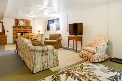 Lexington Apt Rental Near VA Military Institute! Apartment in Shenandoah Valley