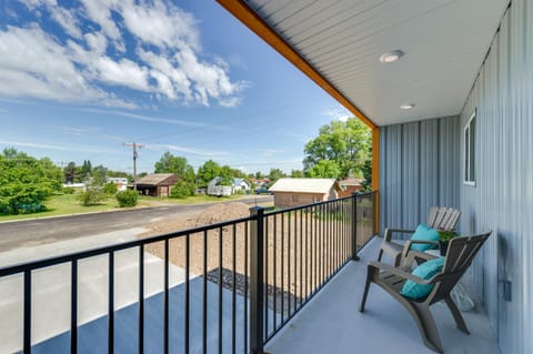 Modern Apt - 7 Mi to St Anthony Sand Dunes! Apartment in Saint Anthony