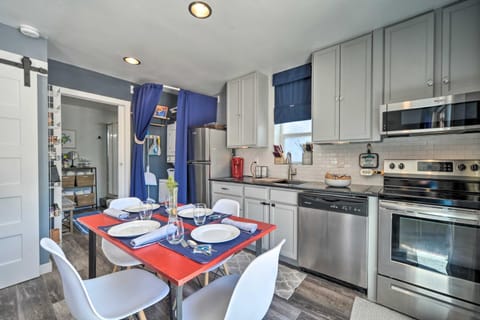 Family Friendly Hill Country Home 13 Mi to Lake! Apartment in New Braunfels