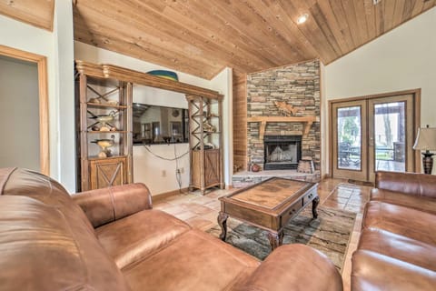 Welaka House with Private Dock on St Johns River House in Welaka