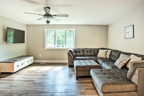 Cabin with Dock and Porch Across from Balsam Lake Cabin in Balsam Lake
