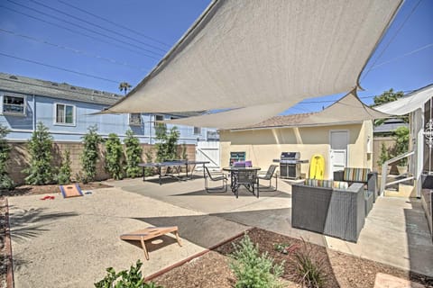 Oceanside Home with Yard - Walk to Beach and Pier House in Oceanside