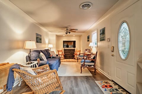 Ottawa Lake Home with BBQ and Patio, 15 Mi to Toledo House in Ohio