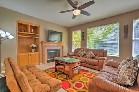 Family-Friendly Tracy House with Patio and Grill! House in Tracy