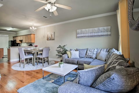 Updated Baton Rouge Townhouse about 2 Mi to LSU! House in Baton Rouge