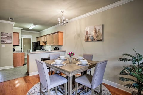 Updated Baton Rouge Townhouse about 2 Mi to LSU! House in Baton Rouge