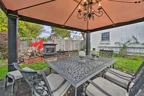 Unique and Historic Home Walk to Lake Champlain House in Plattsburgh