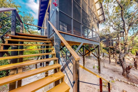 Inn The Trees Cabañas House in Stann Creek District