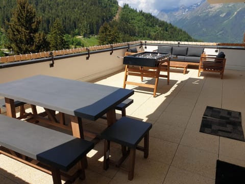 *NEW* Bellevue D’Oz Ski In Ski Out Luxury Apartment (8-10 Guests) Apartment in Oz