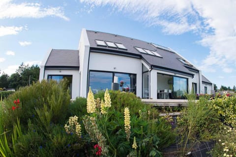 Patio, Garden, Balcony/Terrace