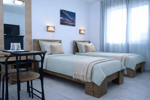 Bed, TV and multimedia, Photo of the whole room, Bedroom, furniture