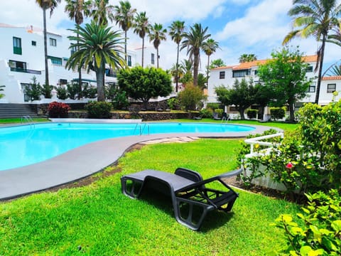 Garden, Swimming pool