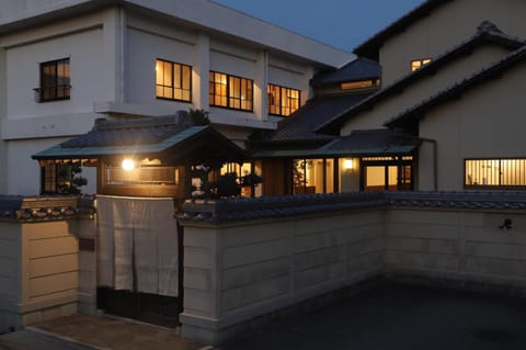 Property building, Night