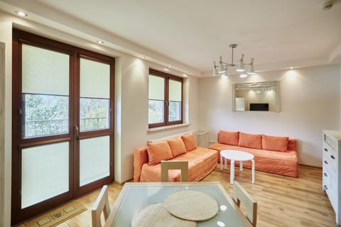 Apartamenty Świnoujście - Apartament wiosenny Rezydencja Żeromskiego Apartment in Swinoujscie