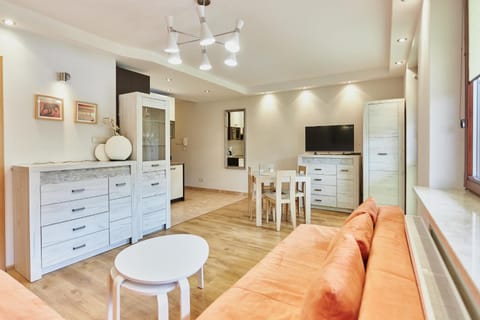 Apartamenty Świnoujście - Apartament wiosenny Rezydencja Żeromskiego Apartment in Swinoujscie