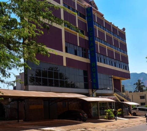 Property building, Day, Parking
