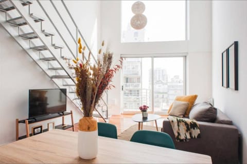 Communal lounge/ TV room, TV and multimedia, Living room, Seating area, Dining area