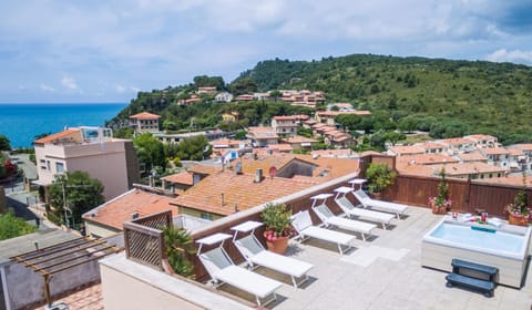 Neighbourhood, City view