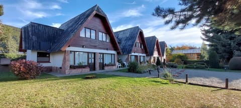 Property building, Facade/entrance, Off site, Garden