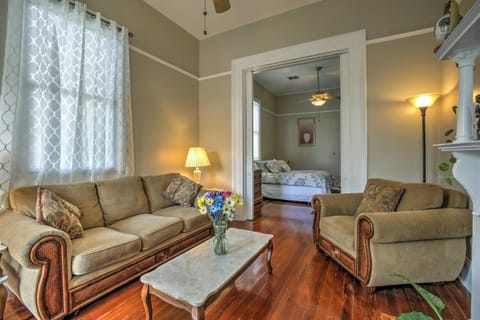 Walk to River, Tram and Zoo Classic NOLA Home! House in New Orleans