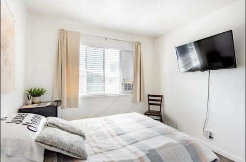 Comfy Private ROOM Apartment in San Jose