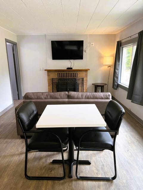 Our Place at The Beach Motel in Long Beach