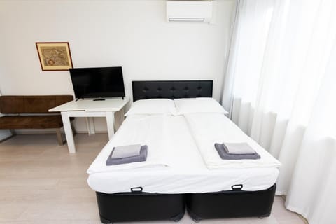 204 Paris 59m2 4-8 Pers extr Bedroom Apartment in Klagenfurt