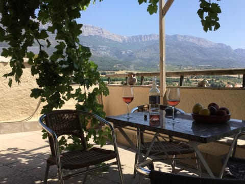 Balcony/Terrace, Mountain view