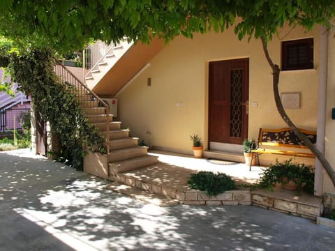 Apartment Marin Trogir Apartment in Trogir