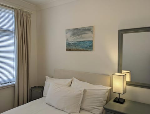 Quirky Coach House House in Plymouth