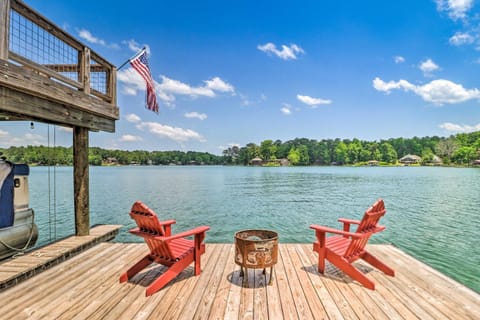 Lake Martin Cabin with Luxury Dock and Kayaks! Cabin in Lake Martin