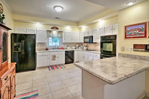 Large Cordova House Less Than 5 Miles to Shelby Farms Park House in Cordova