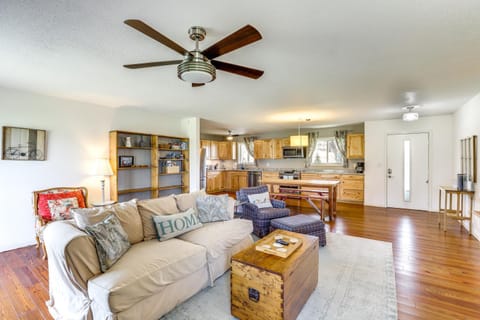 River Access and Gorgeous Views Pisgah Forest Home! House in Pisgah Forest