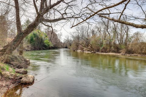 River Access and Gorgeous Views Pisgah Forest Home! House in Pisgah Forest