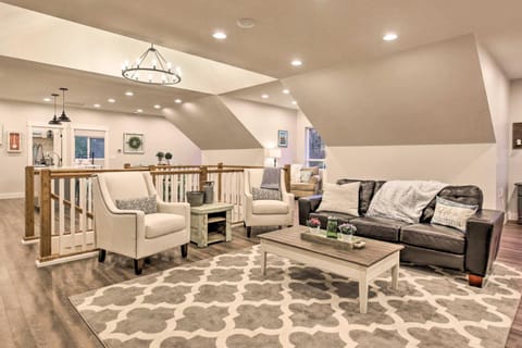 Chic Farmhouse with Creek in Heart of Wine Country! House in Willamette Valley