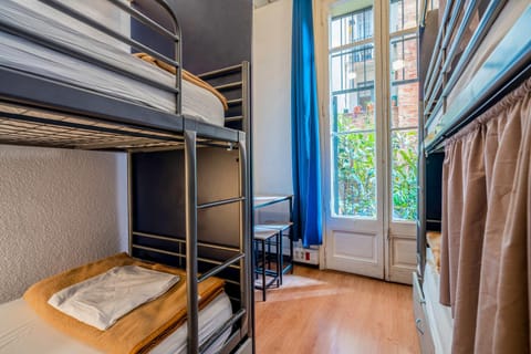 Bed, Balcony/Terrace, bunk bed