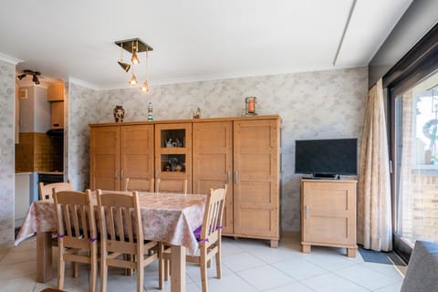 Zuydcoote B0 - 1 bedroom 5p - groundfloor - sunny located at 5 steps from the sea Apartment in Koksijde