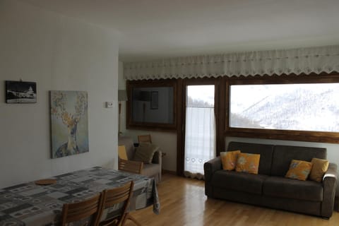 Complesso “I Dadi” Apartment in Breuil-Cervinia