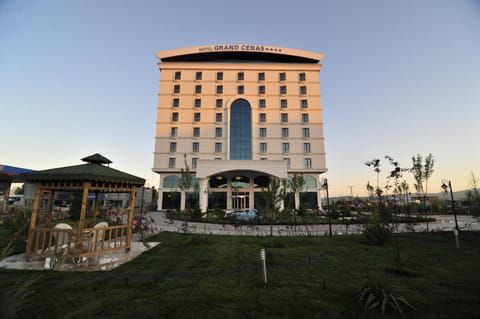 Property building, Facade/entrance