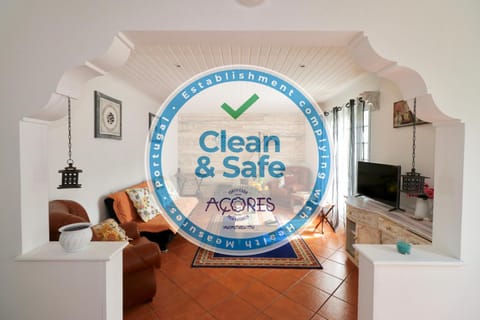 Living room, Street view, Certificate/Award